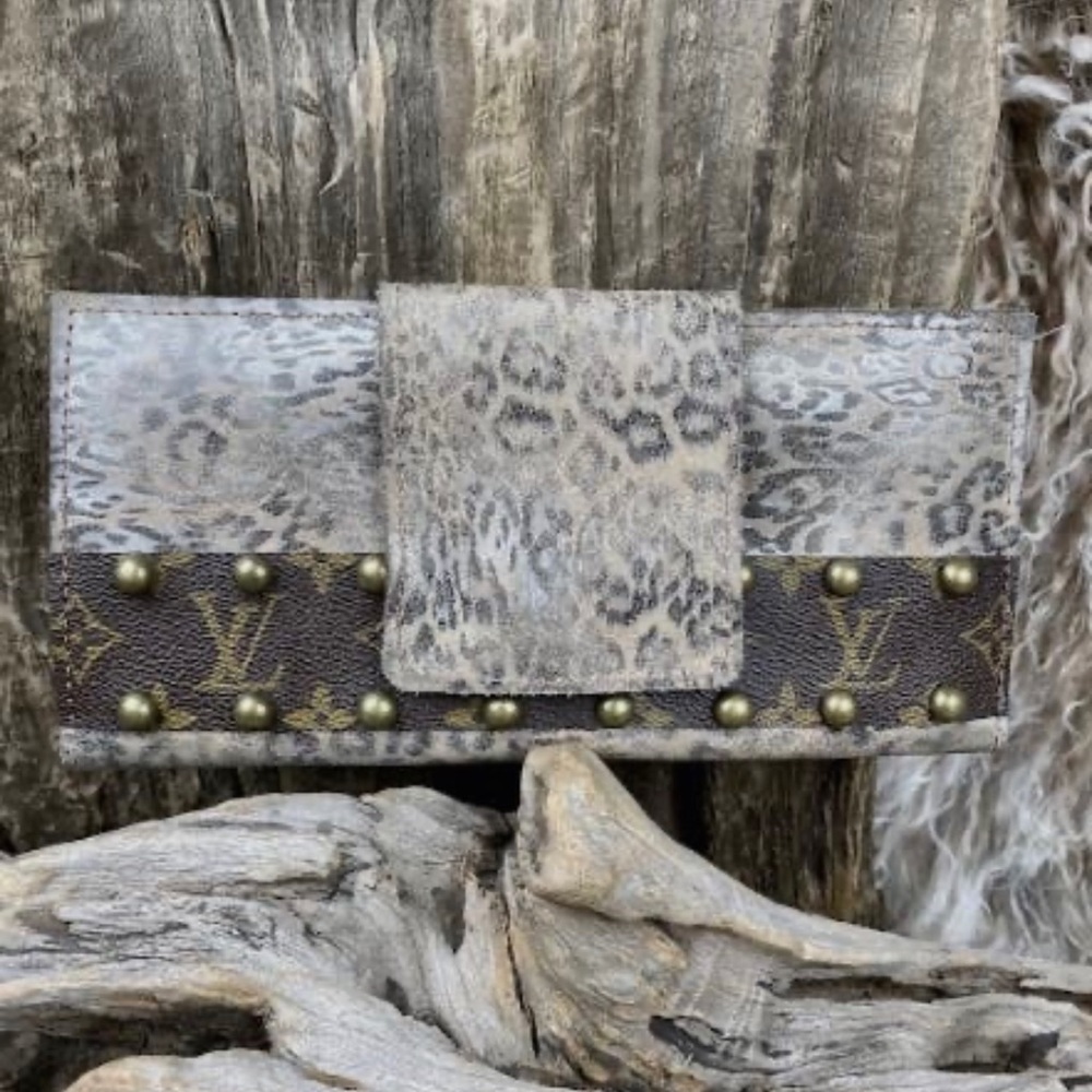 Keep it Gypsy Large Leopard Wallet